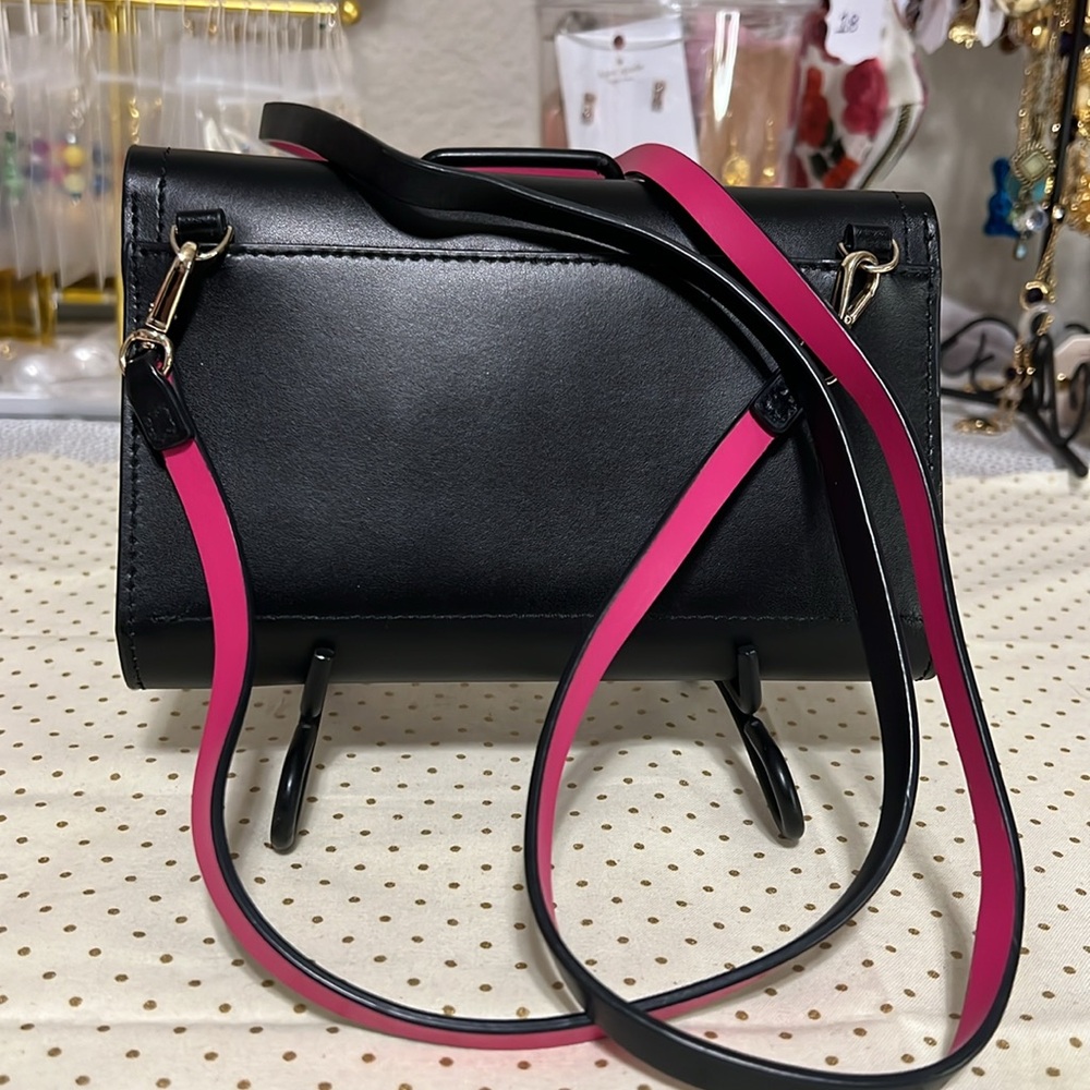 Kate Spade Oversized “Wallet On A String” With Le… - image 2